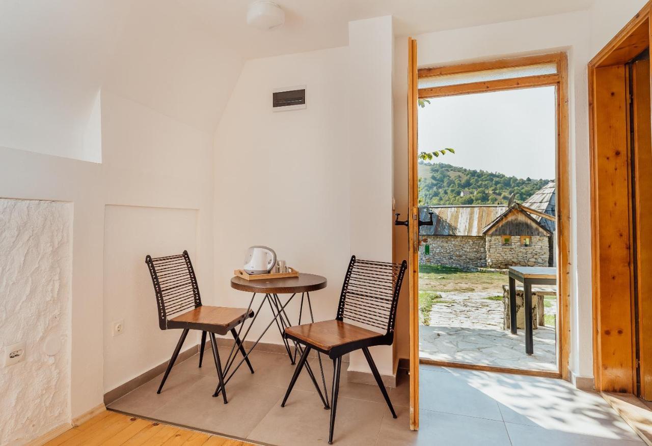 Eco Village Nevidio Poscenje 外观 照片