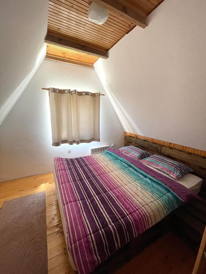Eco Village Nevidio Poscenje 外观 照片